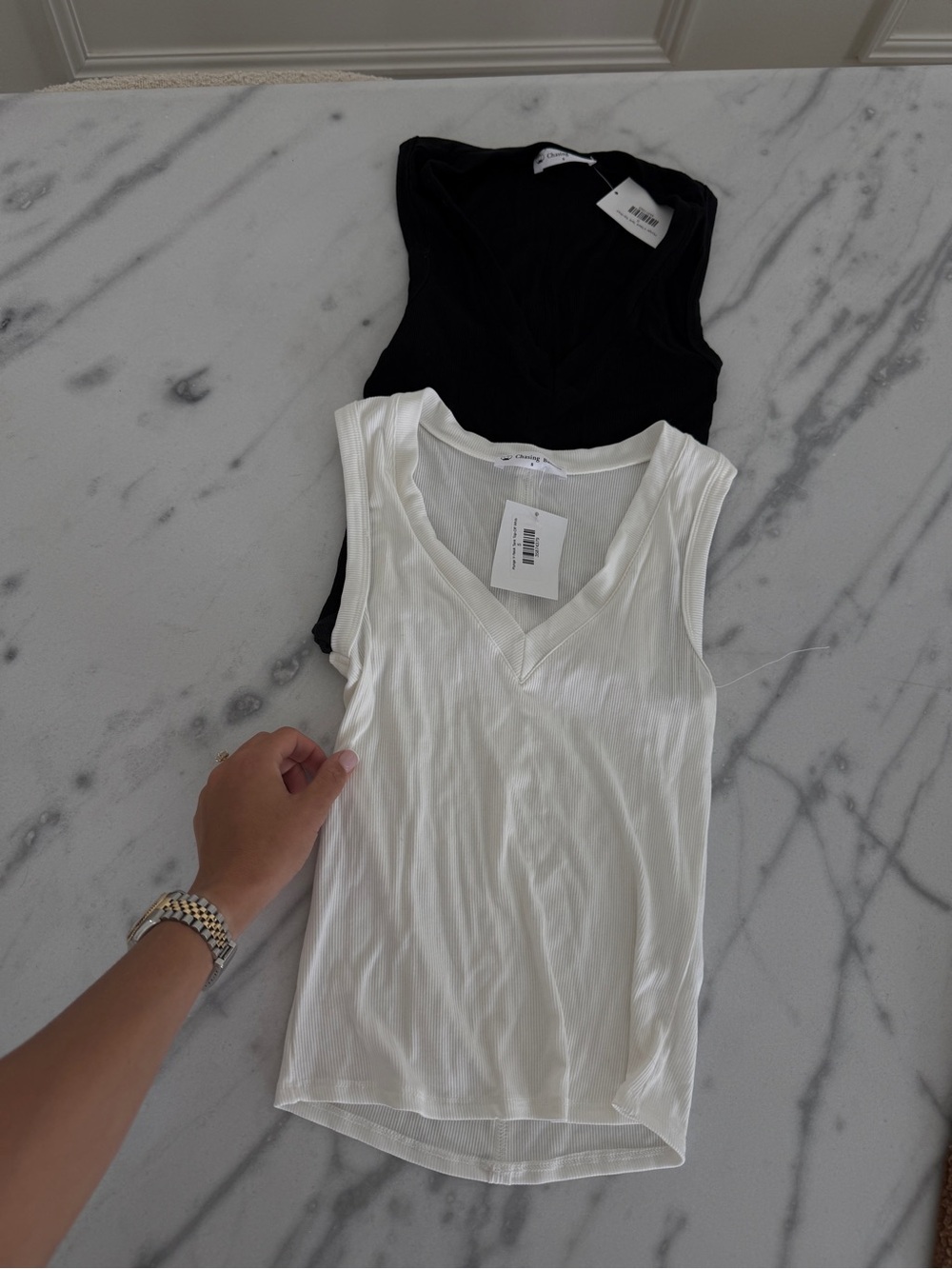 Women's V-Neck Ribbed Tank Top - White (2-Pack)